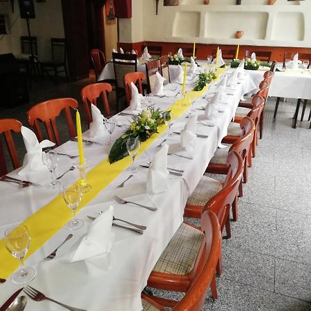Hotel Central Restaurant El Barrio Grevenbroich Ngoại thất bức ảnh